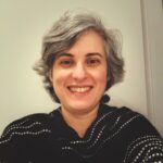 Headshot of Dr. Claudia Moreira